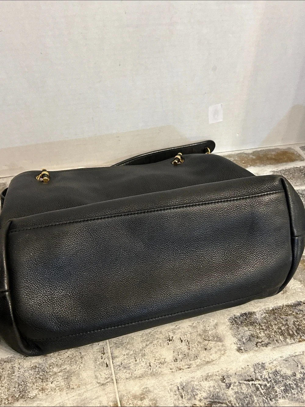 Tory Burch Chelsea Slouchy Black Pebbled Leather Tote Leather & Chain Handles